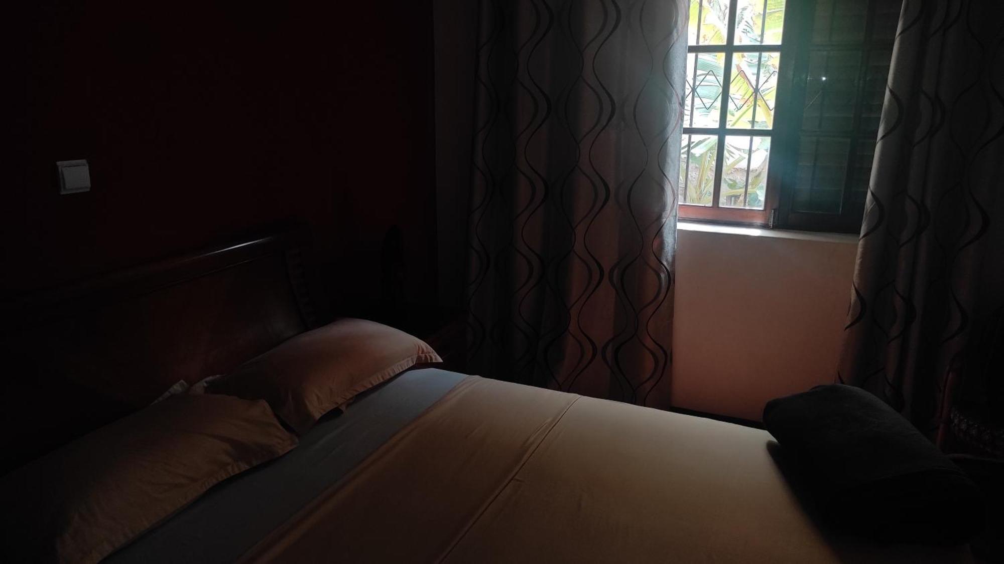 Rose'S Place Mindelo Rom bilde
